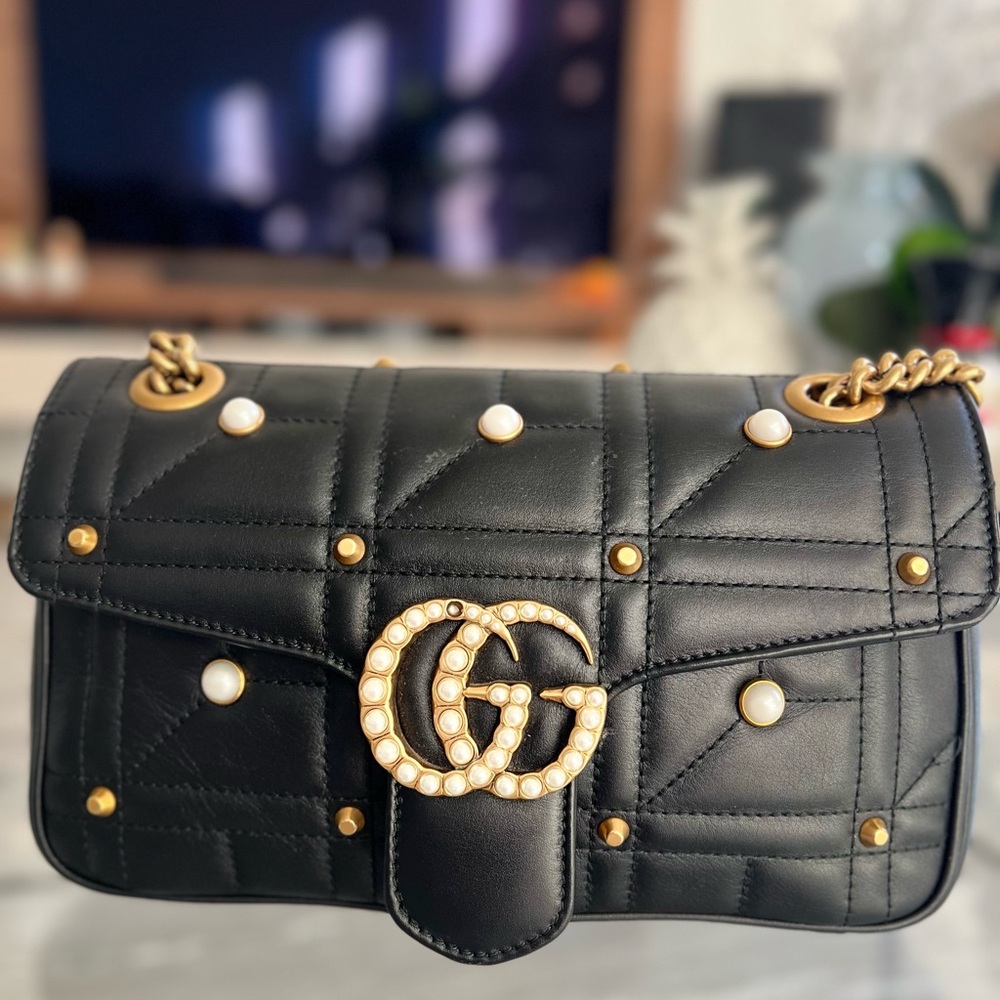 AUTHENTIC GUCCI MATTELASSES MARMONT PEARL BAG